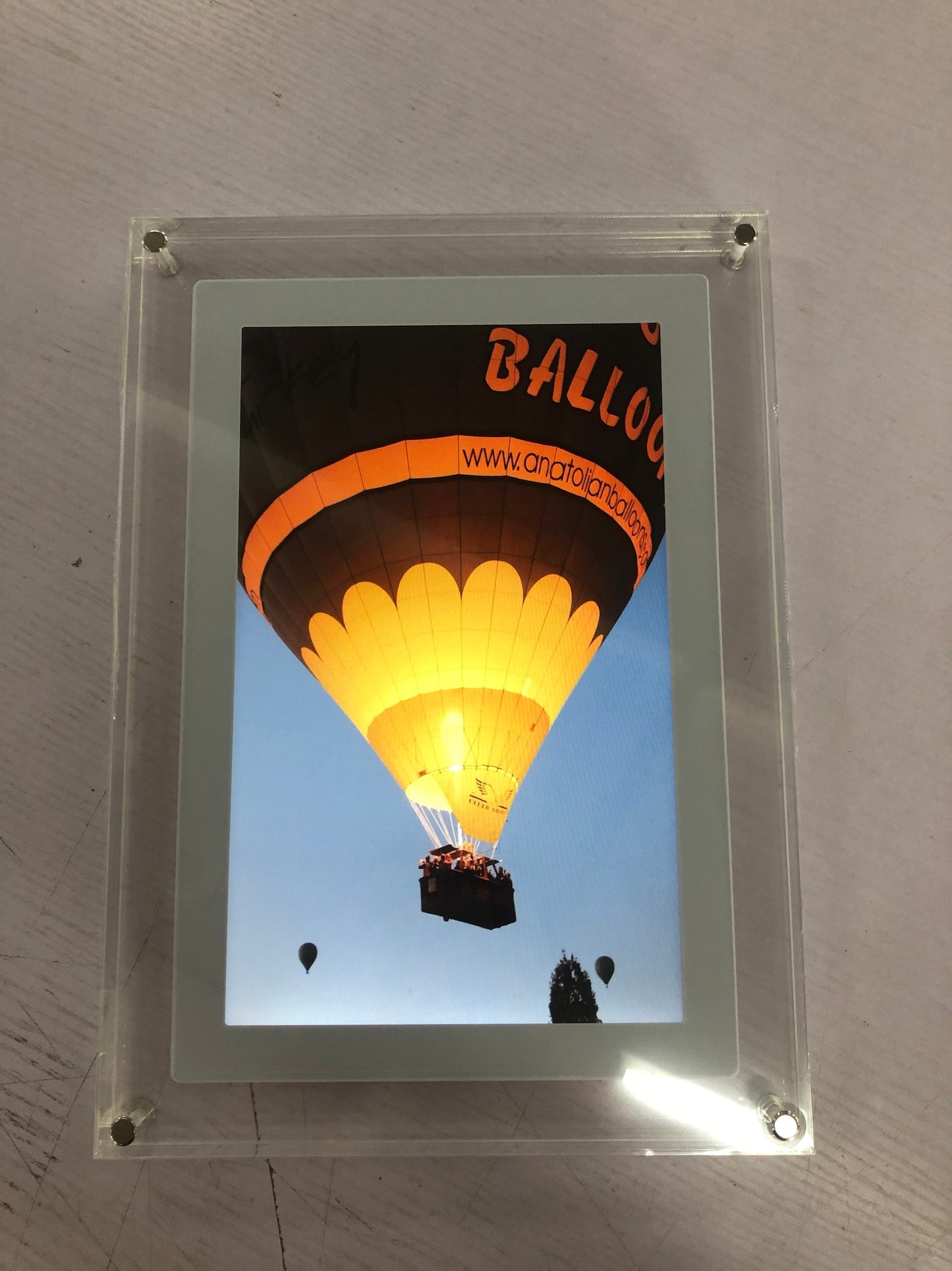 Digital Acrylic Video Photo Frame – Perfect Gift for Loved Ones
